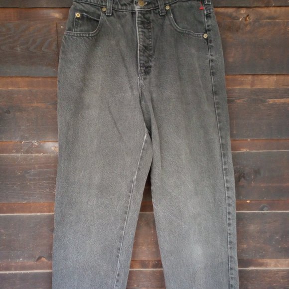 Women's Eddie Bauer Size 6 black jean Waist 28 Inseam 30 - Picture 1 of 2